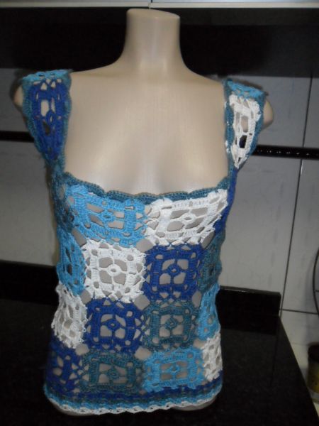 COLETE DE CROCHE AZUL